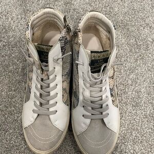 Vintage Havana White and Gray Sneakers with Suede Design and Zipper